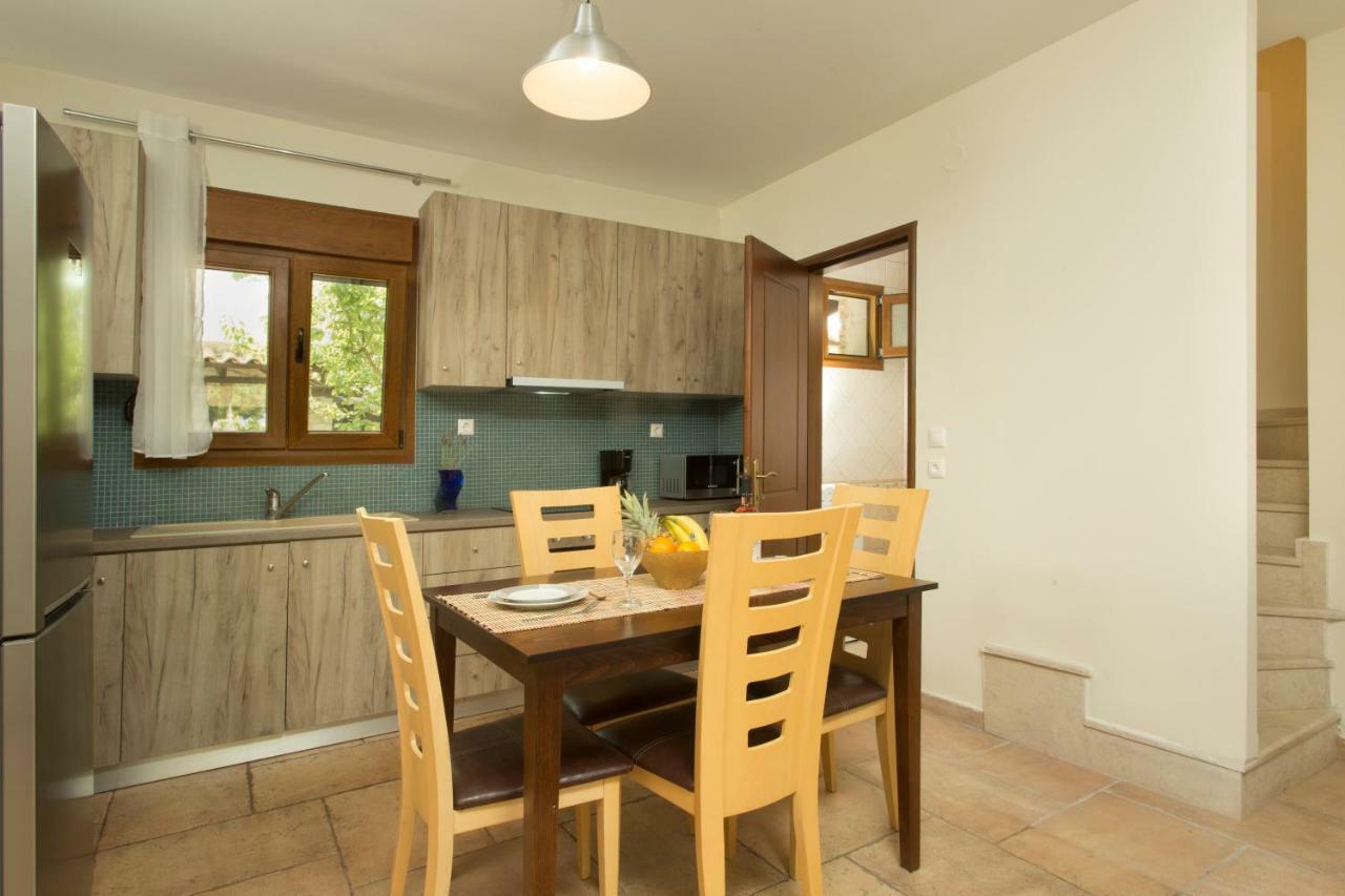 Izabella Sea Side Villa Сивири Екстериор снимка